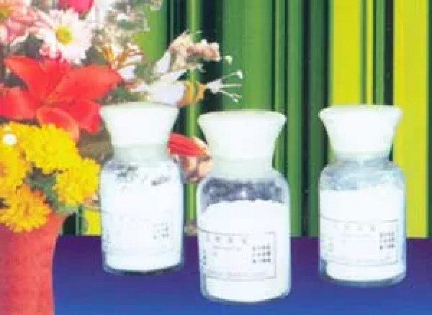 Cyanuric chloride : Dye Intermediates, White Snow Powder