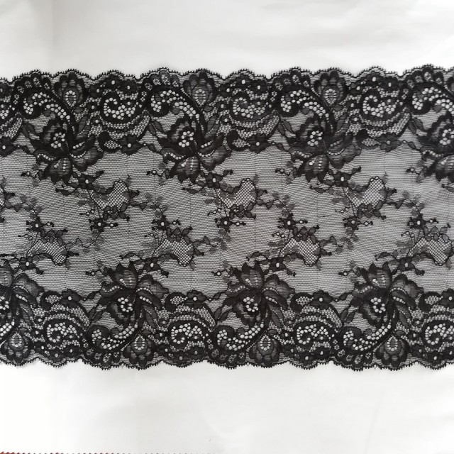 Tricot lace and lace fabric