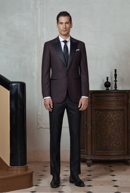 High Quality Tailor-Made Suits and Wool Suit Fabrics