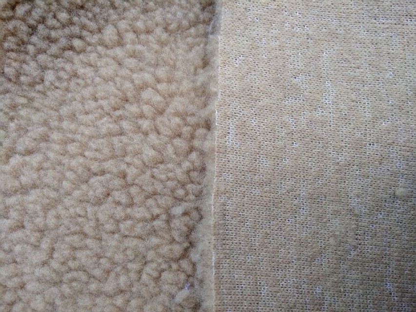 100% Polyester Sherpa Fleece Fabrics for Wholesale Rate